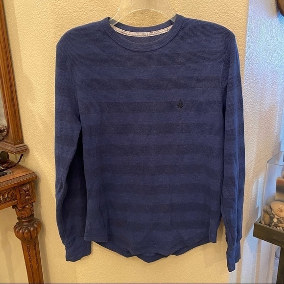 VOLCOM Blue Striped Long Sleeve Top Size Small - Picture 1 of 5